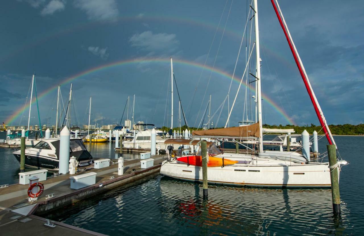 ホテル3 Cabin Catamaran リビエラビーチ エクステリア 写真